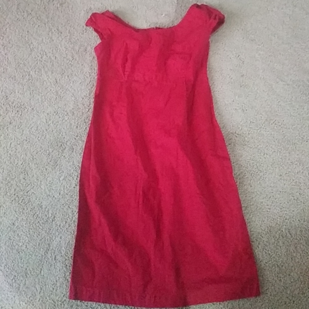Red knee length size 4 GAP cap sleeved dress